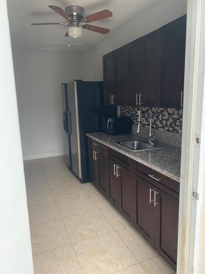 Miami Guest Suite By Airport Luaran gambar